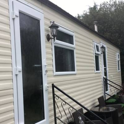 Static caravan glaxing services in England, Wales and up to the Scottish borders