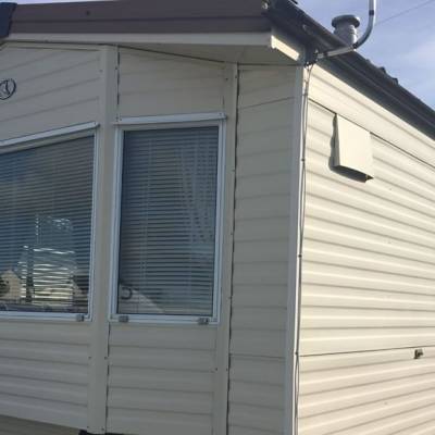 Static caravan glaxing services in England, Wales and up to the Scottish borders