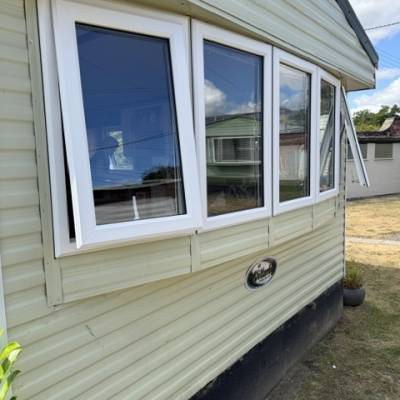 Static caravan glaxing services in England, Wales and up to the Scottish borders